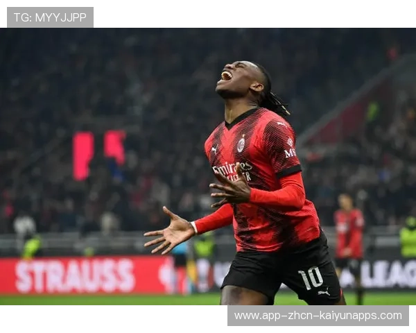 AC米兰中路灵感闪现，莱奥突然加速造成巨大破坏