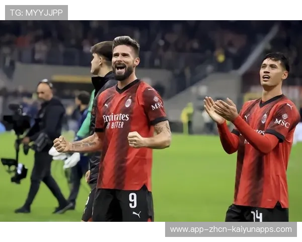 AC米兰—吉鲁头球摆渡形成关键进球